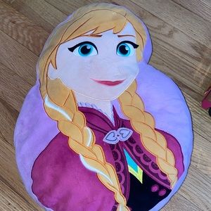 Disney frozen bedding pillow .